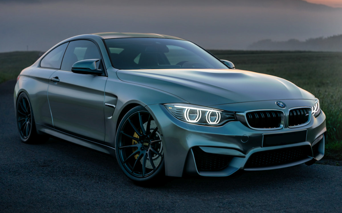 Danh gia BMW 7 Series 740Li Excellence 2024: Hieu suat vuot troi - Gia 7,200 tỷ VND